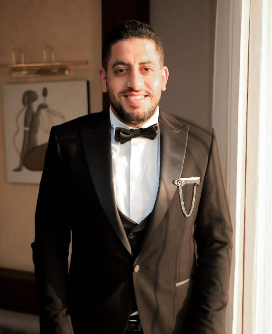 د / احمد شلبى